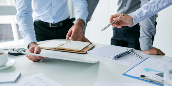 Intermediación Financiera Hipotecaria para Activos / Bienes Inmuebles · Acompañamiento en Firma y Postventa